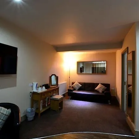 Ye Olde Fighting Cocks 4* Arnside