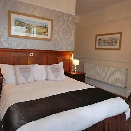 Hotel Ye Olde Fighting Cocks