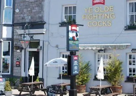 Ye Olde Fighting Cocks 4*