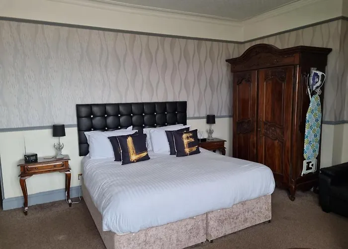 Ye Olde Fighting Cocks Hotell