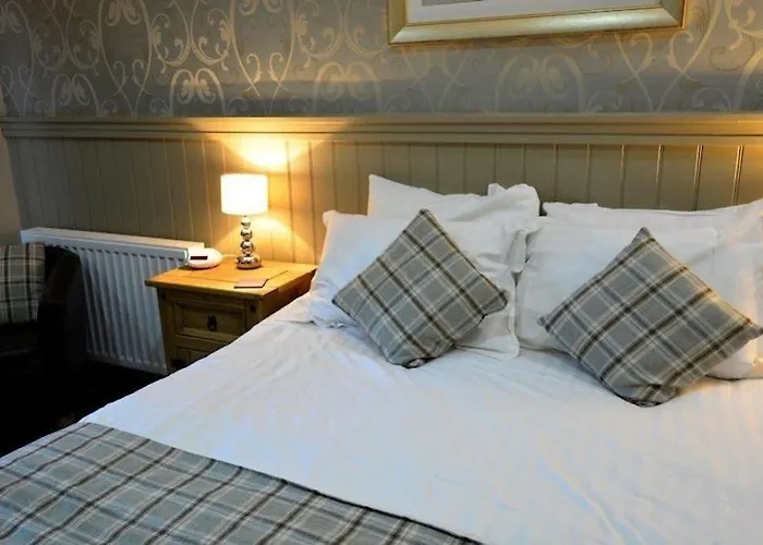 Ye Olde Fighting Cocks 4* Arnside