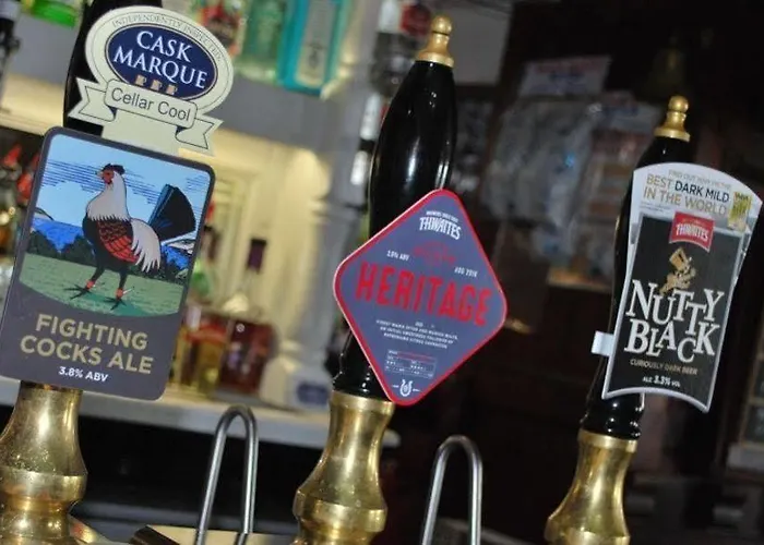 Hotel Ye Olde Fighting Cocks 4*