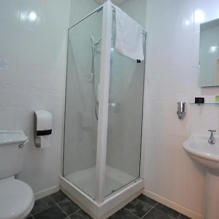 Ye Olde Fighting Cocks Hotel